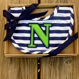 HP 🎉💗 MUDPIE monogrammed "N" bib